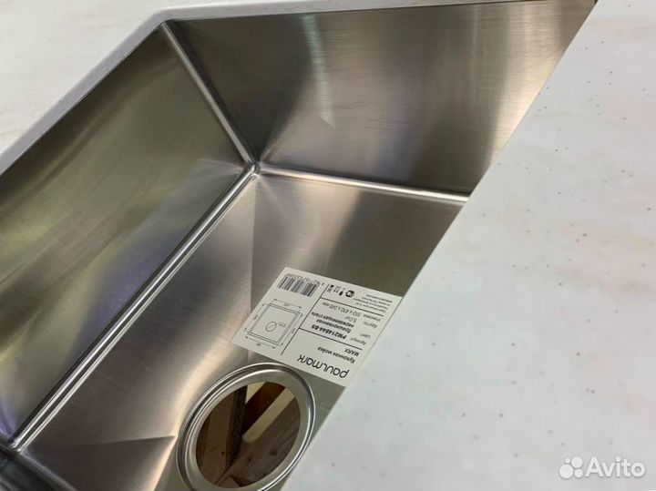 Столешница для кухни из камня Staron Metallic 180х60