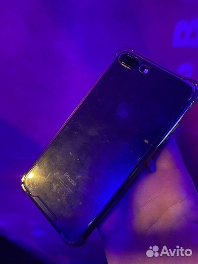 iPhone 8 Plus, 64 ГБ