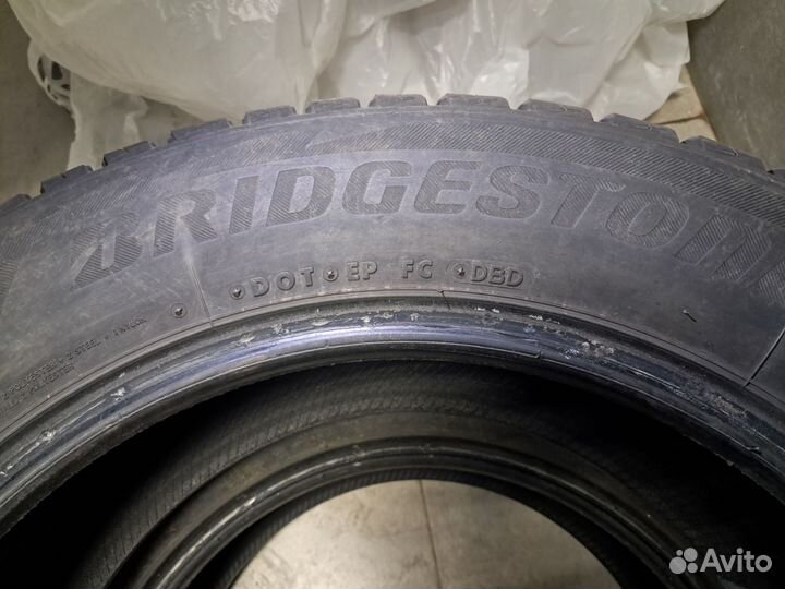 Bridgestone Blizzak 6 225/60 R17 99S