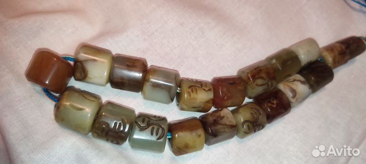 Чотки из камня агата