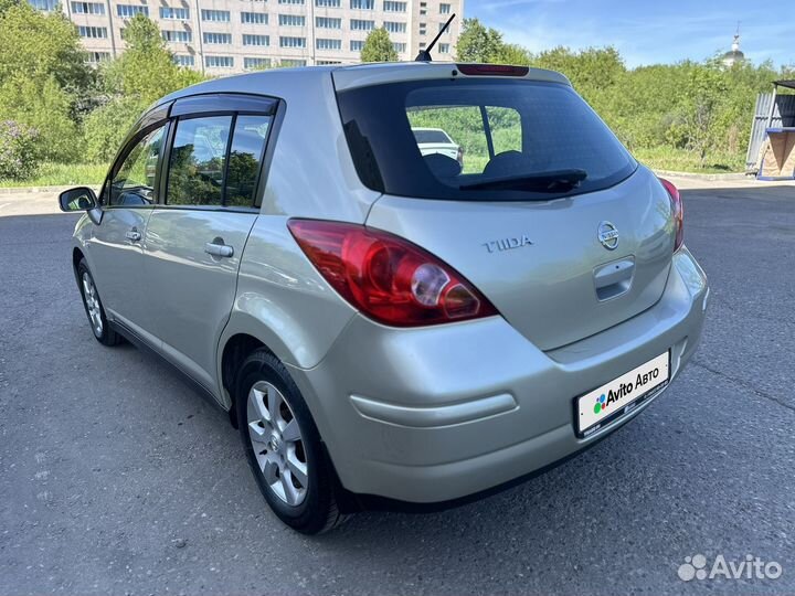 Nissan Tiida 1.6 AT, 2008, 180 000 км