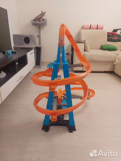 Автотрек Hot Wheels Экшн Небесное столкновение