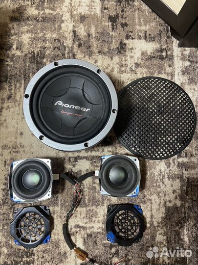 Сабвуферы и колонки