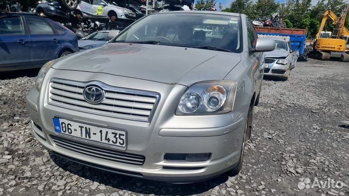 Амортизатор задний правый toyota avensis T25 2006