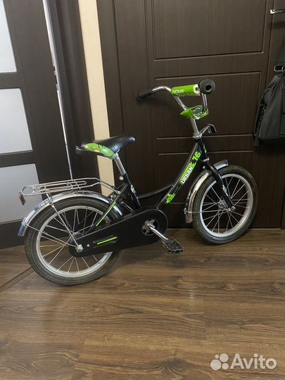 Детский велосипед 16
