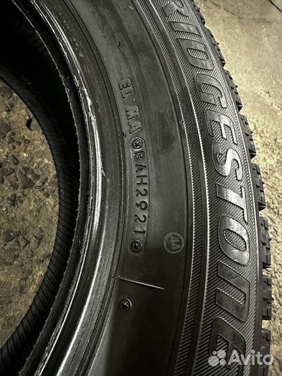 Bridgestone Blizzak VRX 205/65 R16 95S