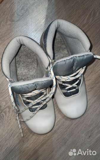 Лыжные ботинки