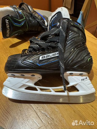 Хоккейные коньки bauer
