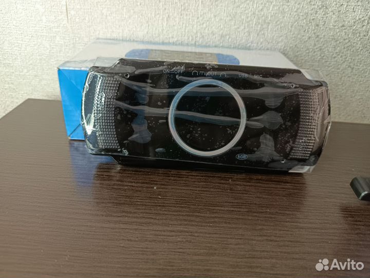 Портативная игровая приставка консоль