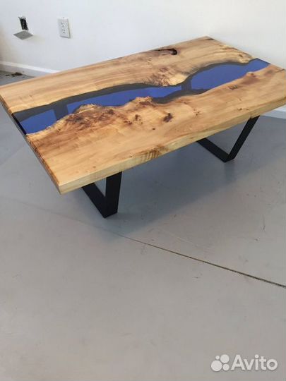 Столы из эпоксидной смолы от производителя