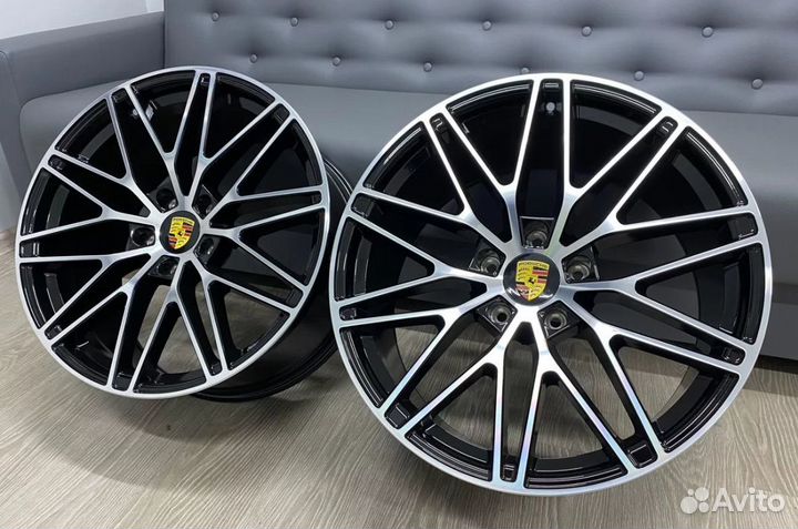 Диски разноширокие Porsche Cayenne R21 5-130