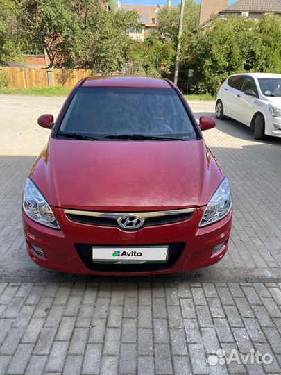 Hyundai i30, 2010