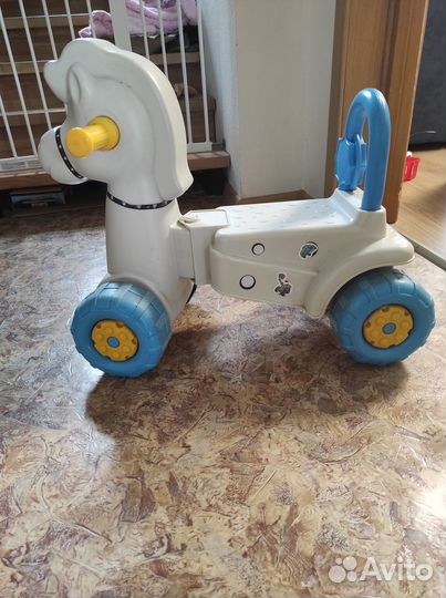 Лошадка каталка