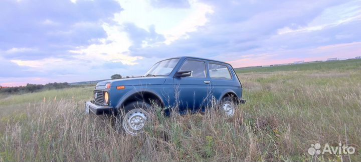 LADA 4x4 (Нива) 1.7 МТ, 2000, 190 000 км