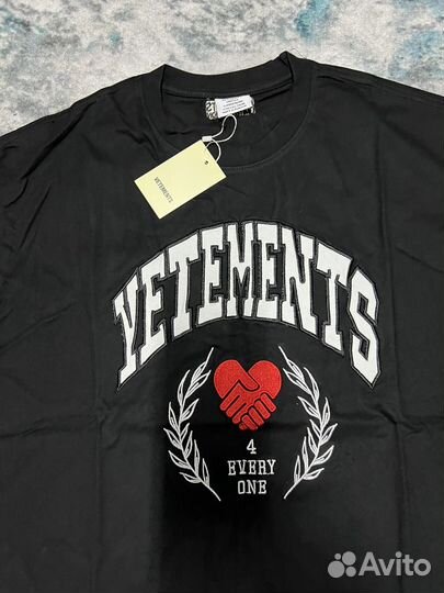 Футболка Vetements Love Heart ветмо