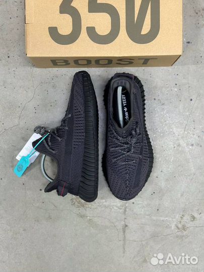 Adidas Yeezy Boost 350 v2 Black Non Reflective