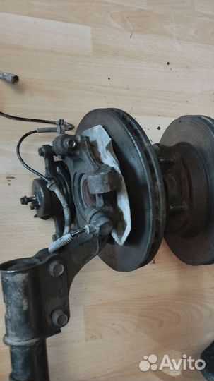 Кулак поворотный, сборе,на шевроле лачетти