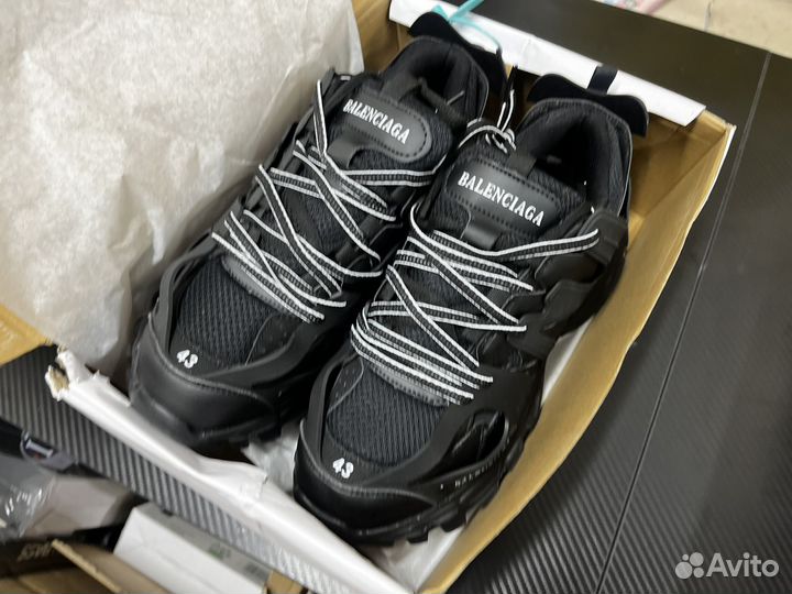 Balenciaga Track Black