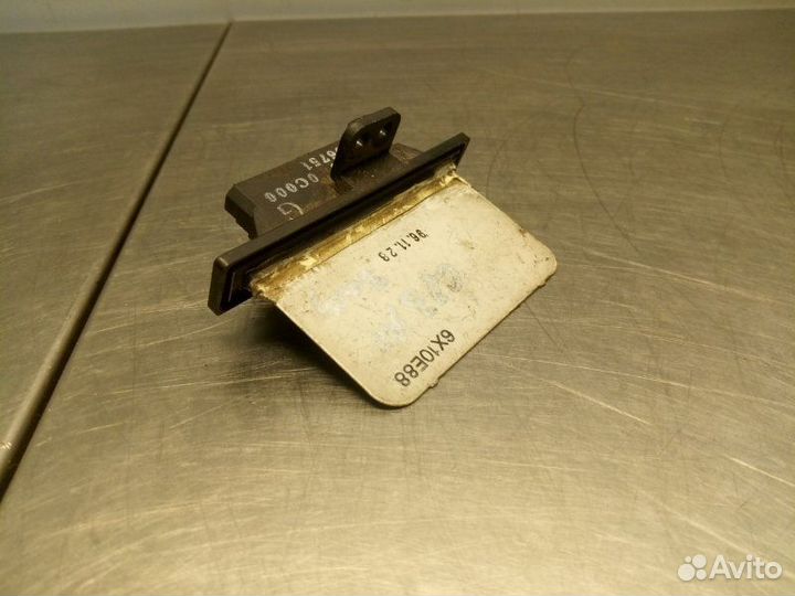 Резистор печки Nissan Serena 1 C23M GA16DE