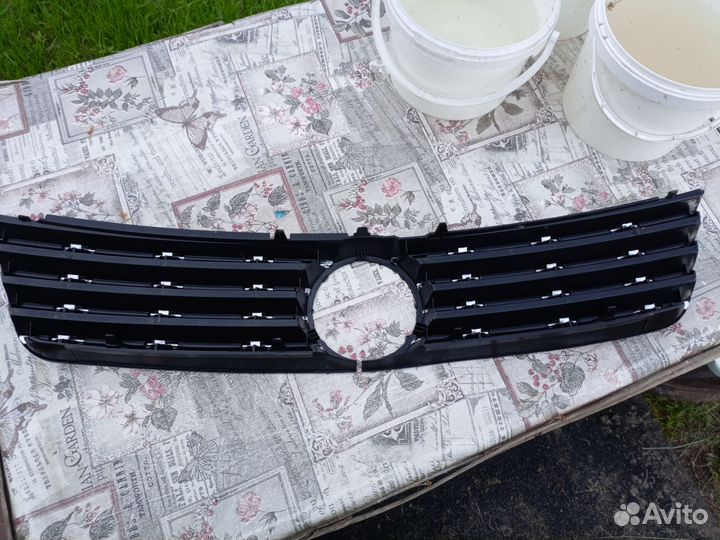 Продам решетку радиатора Фольксваген Пассат б5+в