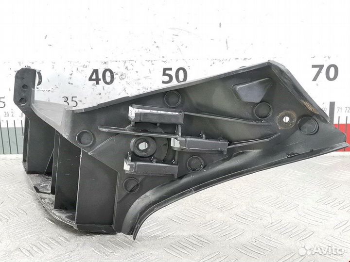 Кронштейн для Volkswagen Polo 4