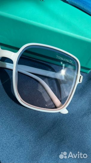 Солнцезащитные очки tiffany