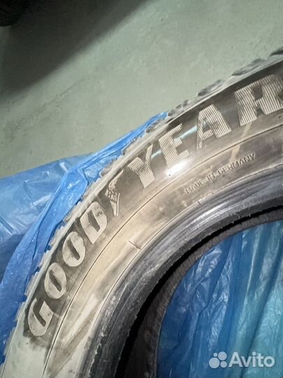 Goodyear Ultragrip Ice Arctic 235/60 R18 107T