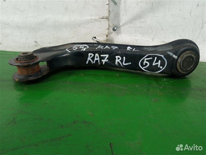 Рычаг подвески задний левый Honda Odyssey RA7