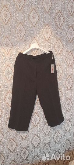 Брюки капри