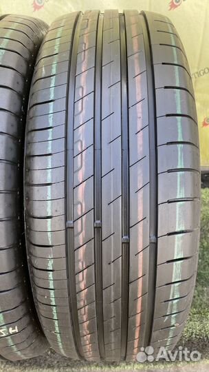 Goodyear EfficientGrip Performance 215/55 R18 95H