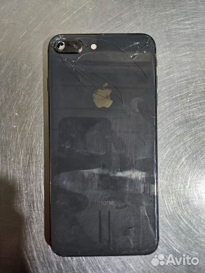 iPhone 8 Plus, 64 ГБ