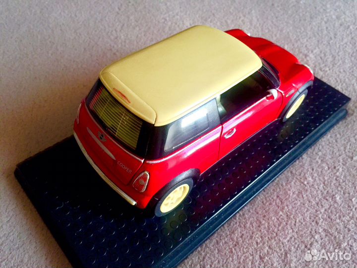 NEW mini cooper 1/24 Saico