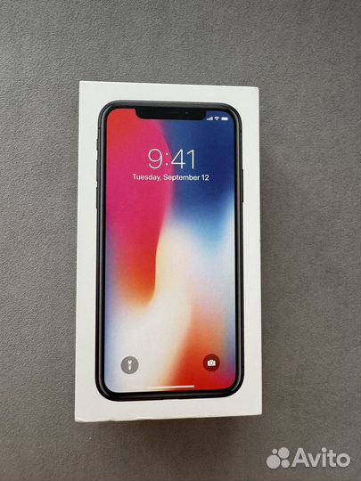 iPhone X, 64 ГБ