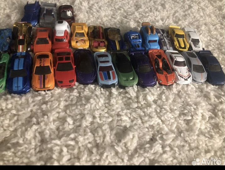 Hot wheels машинки