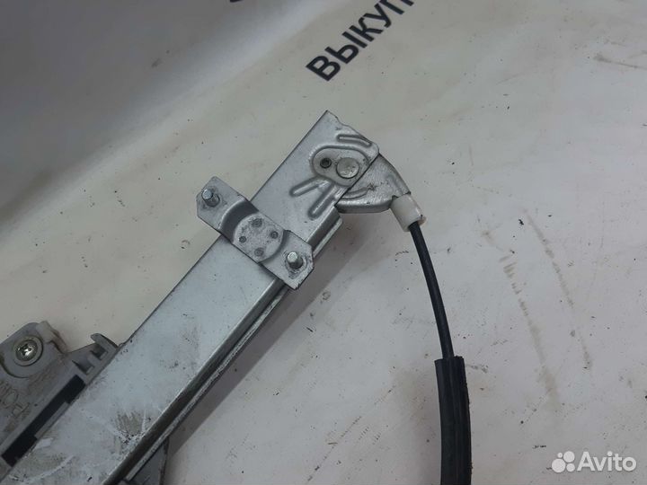 Стеклоподъемник передний левый Kia Rio 3