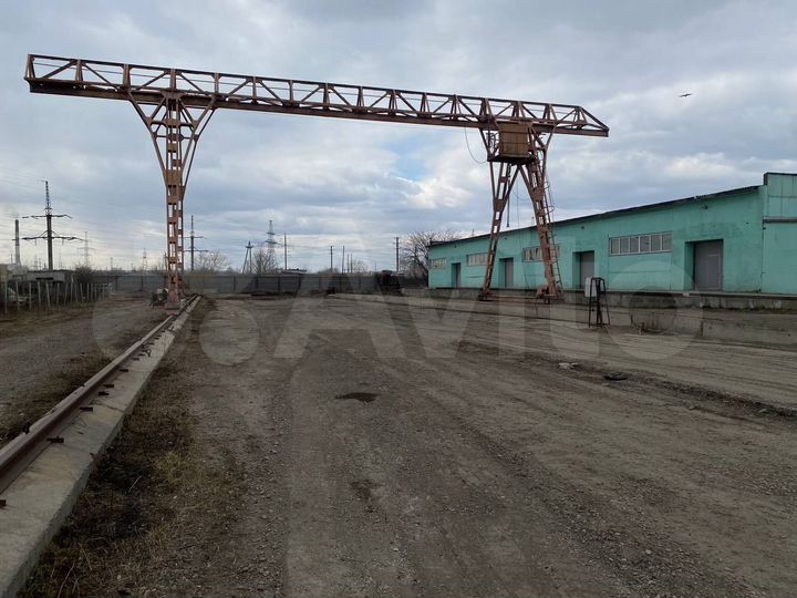 Склад, 1300 м²