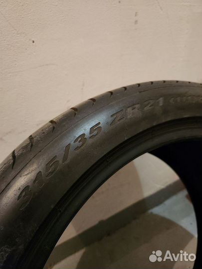 Pirelli P Zero 315/35 R21