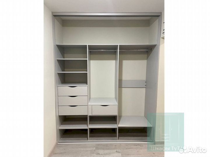 Встроенный шкаф
