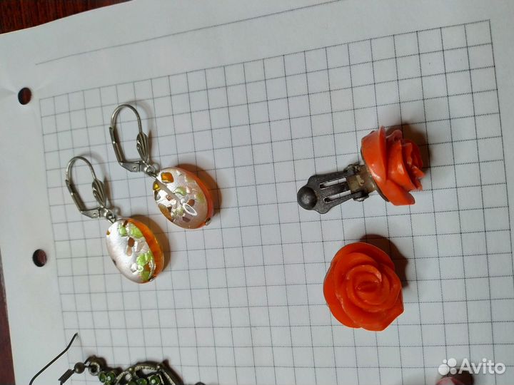 Серьги разные