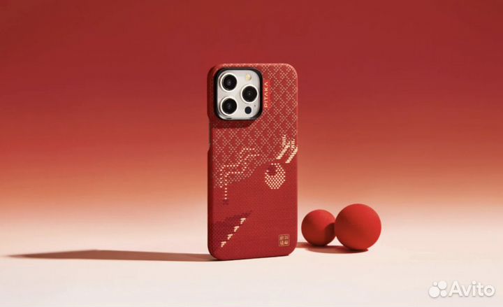 Чехол на iPhone 15 pro pitaka Красный