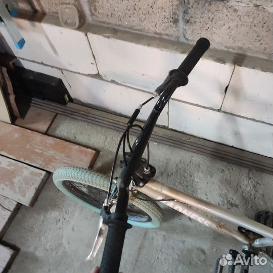 Трюковой велосипед bmx