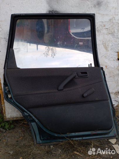 Дверь задняя левая Volkswagen Passat