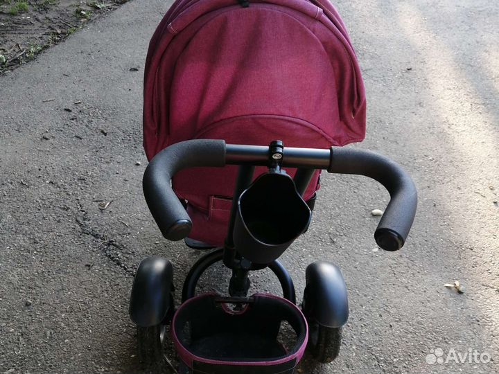 Детский велосипед с ручкой