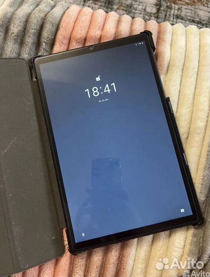 Планшет Lenova Tab m10 fhd+