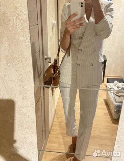 Брючный костюм Lime