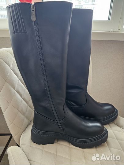 Зимние женские сапоги 38