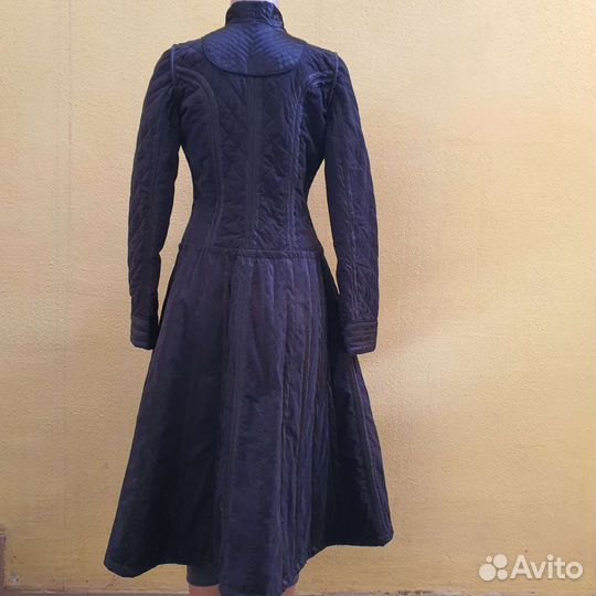 Пальто стеганое 44