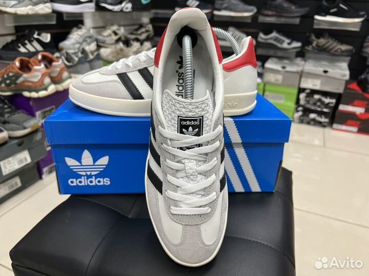 Кроссовки мужские новые Adidas Gazelle размер44