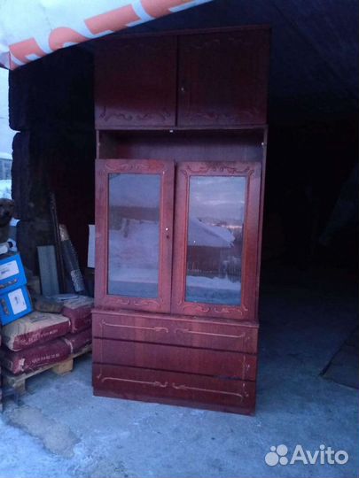 Сервант буфет