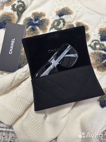Солнцезащитные очки chanel